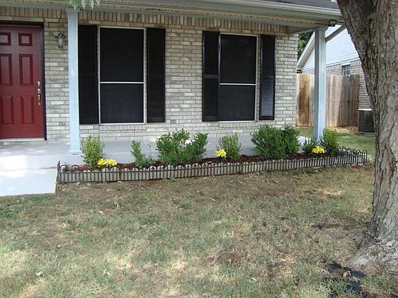 3rd image of 5903 Berwick Ct