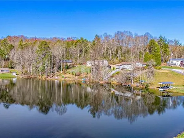 42 Harbor Cv, Brevard, NC 28712