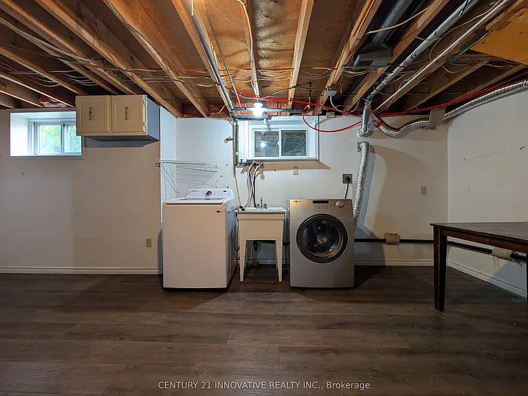 12 Kingsway Ct — Photo 22