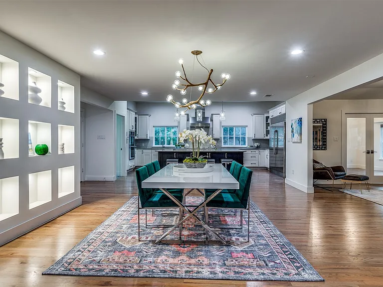 5908 Melshire Dr — Photo 33