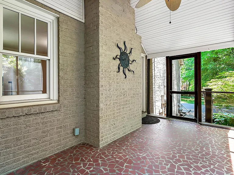 607 Mount Vernon Ave — Photo 21