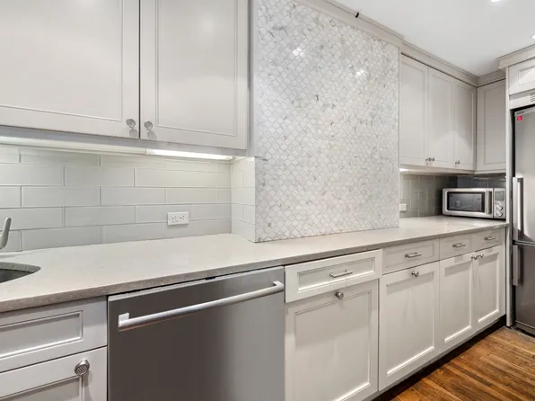 1 West 67th Street 300 image 3 of 18