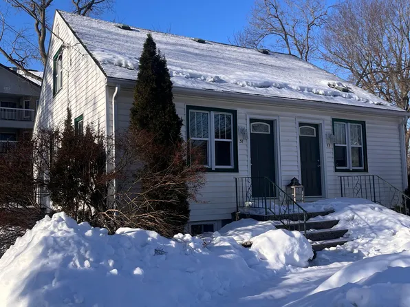 31 Washburn St, Prince Edward County, ON K0K 2T0