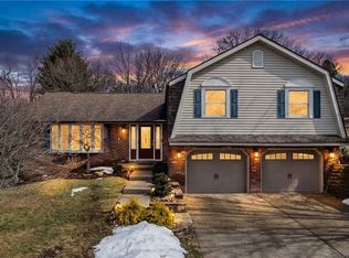 109 Holly Dr, McMurray, PA 15317