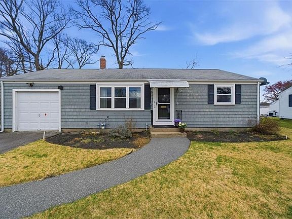 2nd image of 28 Glenbrook Rd
