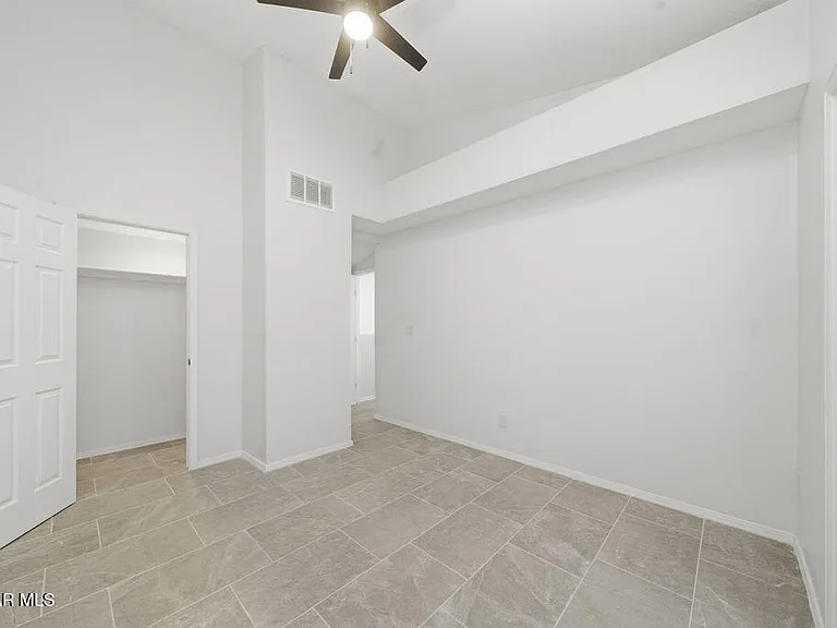 821 Los Lagos Way #A — Photo 25