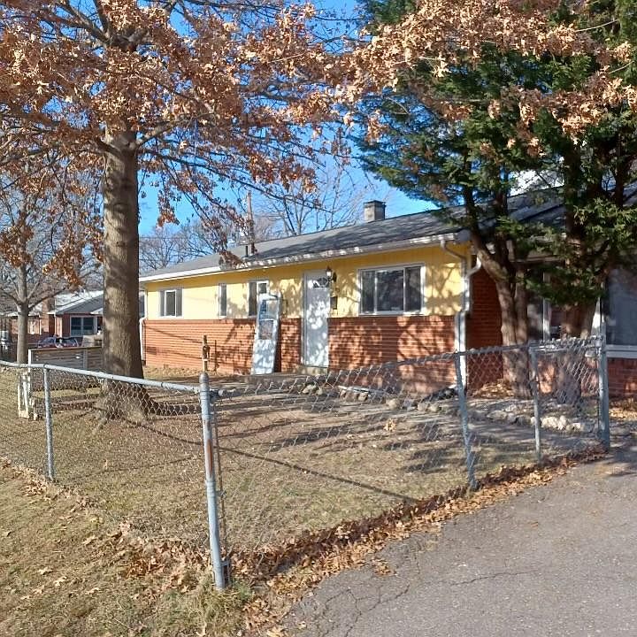 1st image of 2301 N Kenmore St