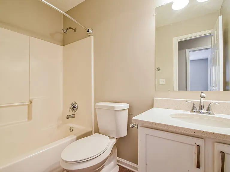 6149 Raleigh Oaks Ct — Photo 15