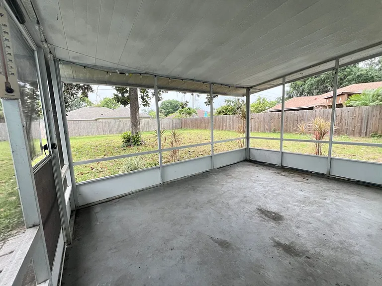 2610 Orange Tree Dr — Photo 20