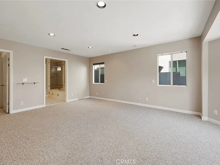 1536 Silver St — Photo 16