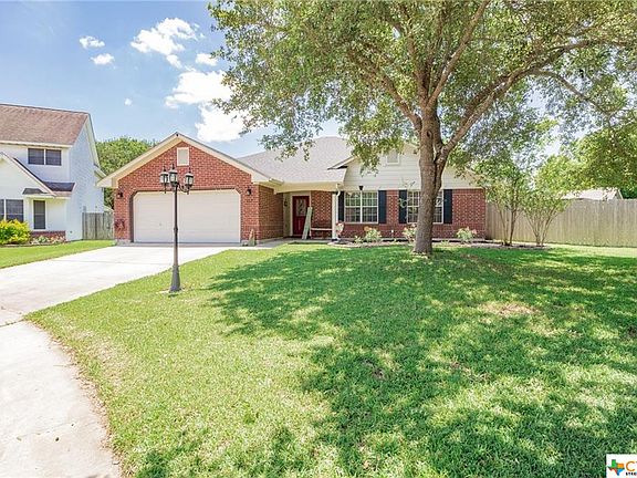 2nd image of 117 Portsmouth Cir