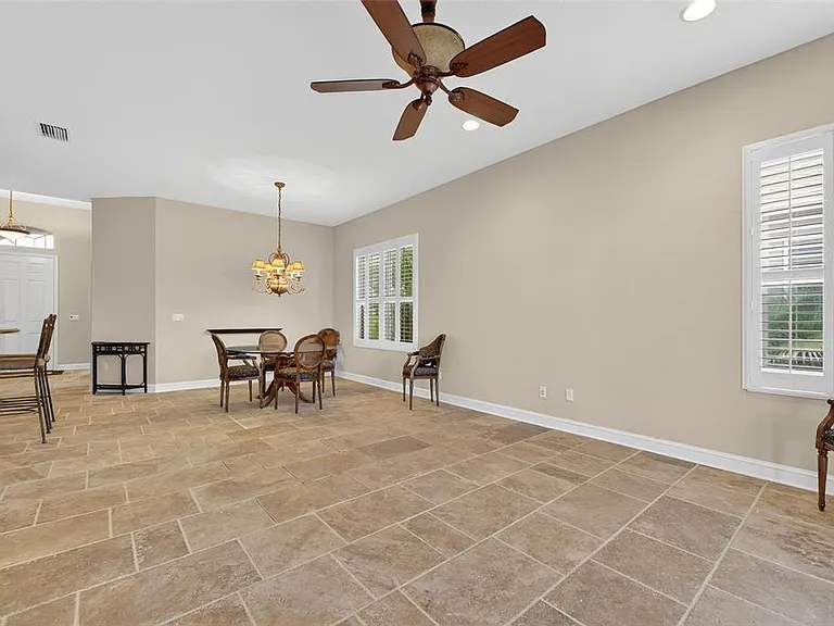 1039 Emerald Dunes Dr — Photo 17