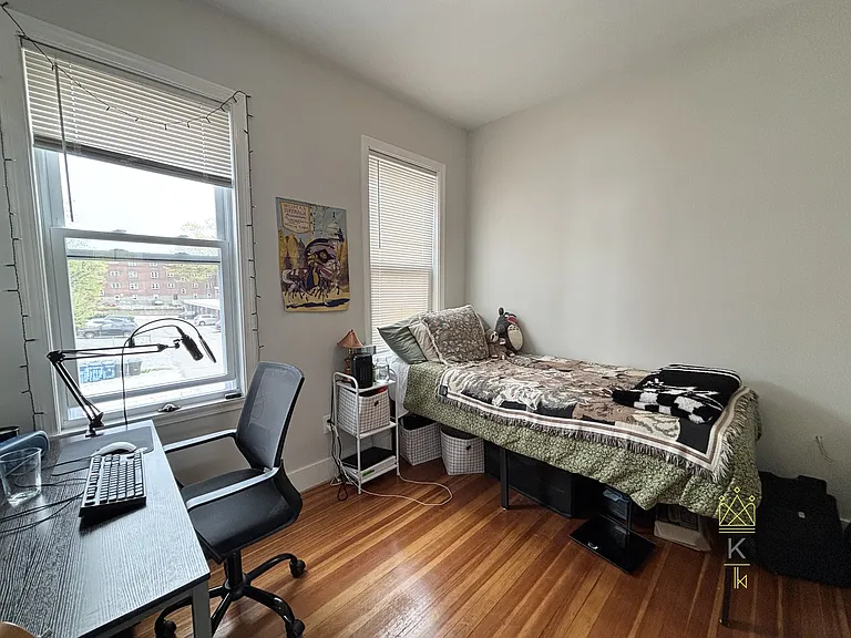 175 Harvard St #3 — Photo 6