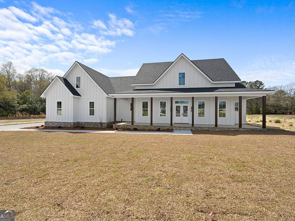 1st image of 110 Fay Dr