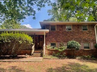 6520 Rickenbacker Cir, Morrow, GA 30260