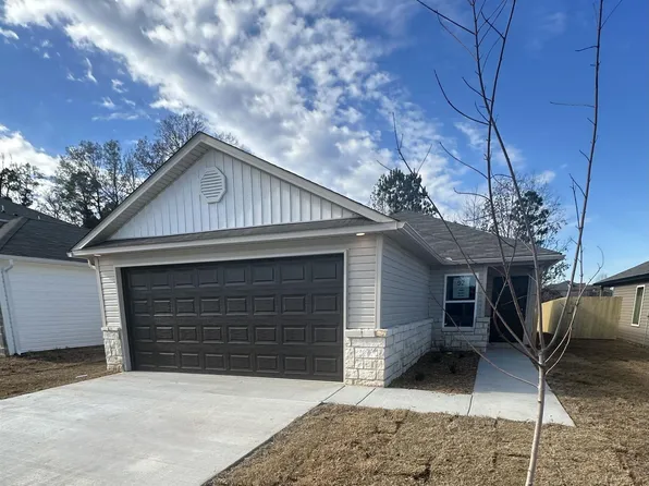 8009 Donna Dr, North Little Rock, AR 72113