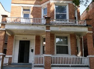 915 N Drake Ave, Chicago, IL 60651