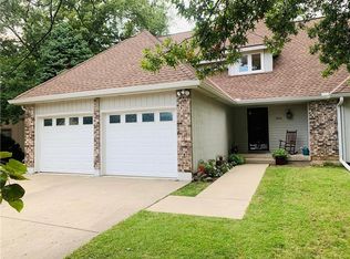 4416 NW Claymont Woods Dr, Kansas City, MO 64116