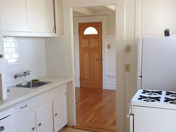 2nd image of 3757 16th St #A