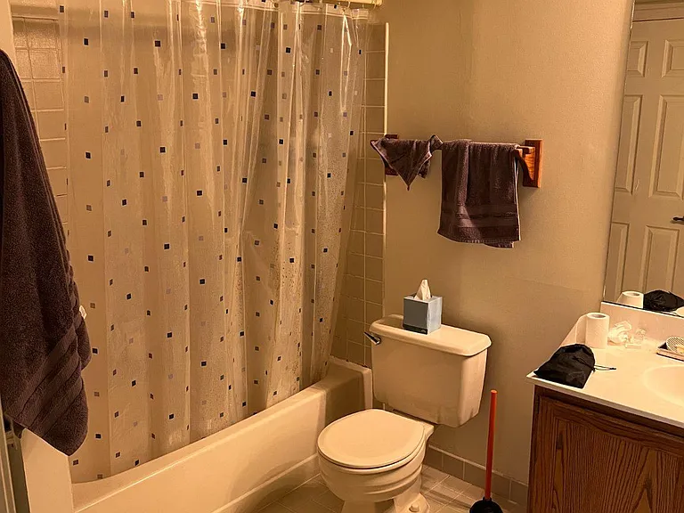 81 Banbury Ct — Photo 4