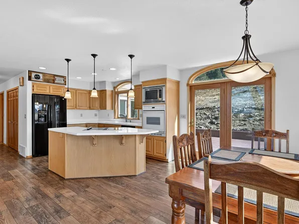 100 Mountain Circle Dr, Eureka, MT 59917