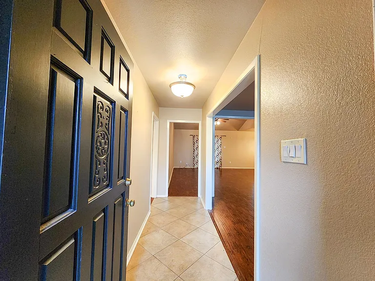 6007 Dryad Dr — Photo 3