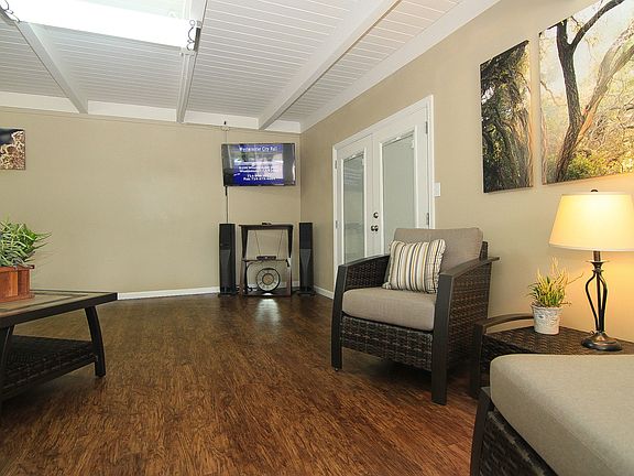 5th image of 7112 Fenway Dr APT 16