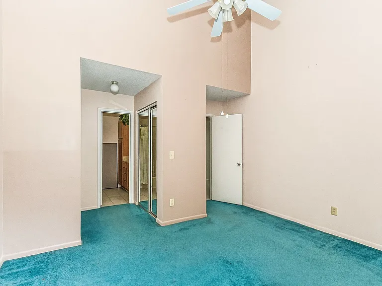 2173 Spoleto Ln E — Photo 11
