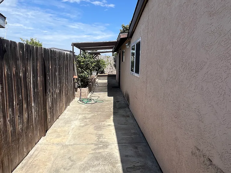 3465 Marathon Dr #B — Photo 2
