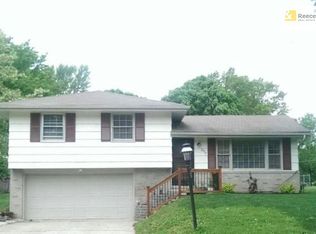 2700 S Baker Rd, Independence, MO 64057