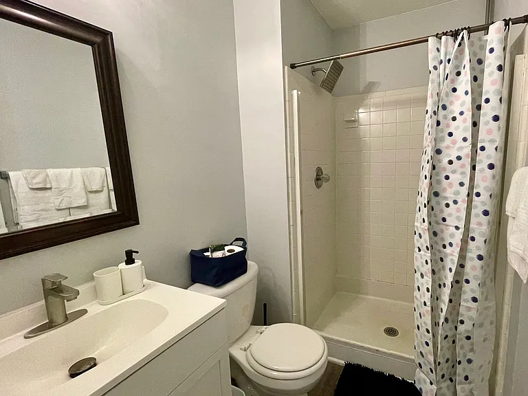 4225 Baylor St — Photo 12