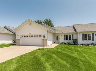 4206 Eastpark Rd, Cedar Falls, IA 50613