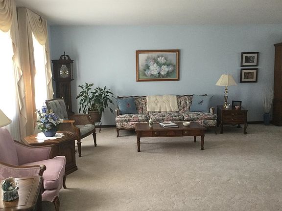 4th image of 1230 Woodhollow Ct