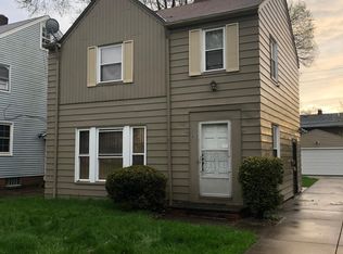 1920 Revere Rd, Cleveland Heights, OH 44118