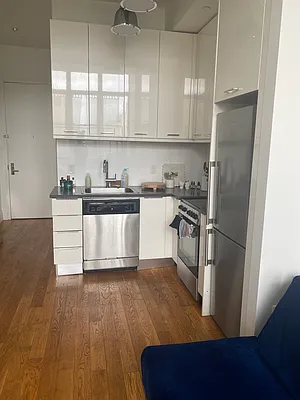Rented by Nooklyn NYC LLC | media 23