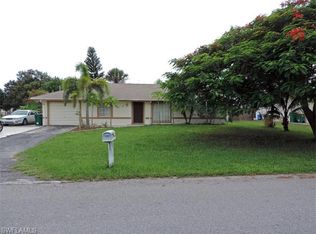 2001 49th Ter SW, Naples, FL 34116