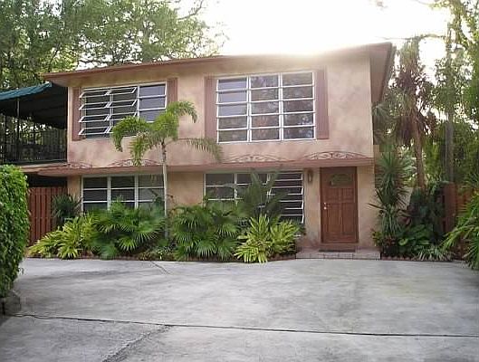 1st image of 729 SW 12th Ave