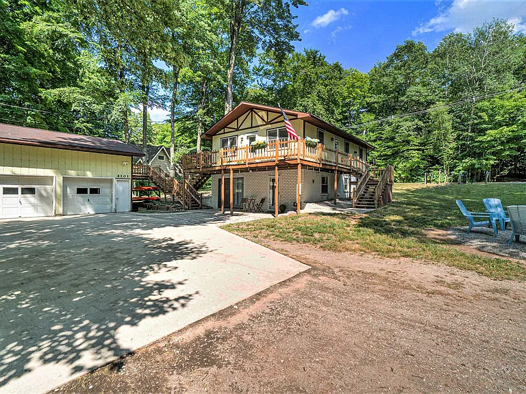 4101 Water View Dr — Photo 40