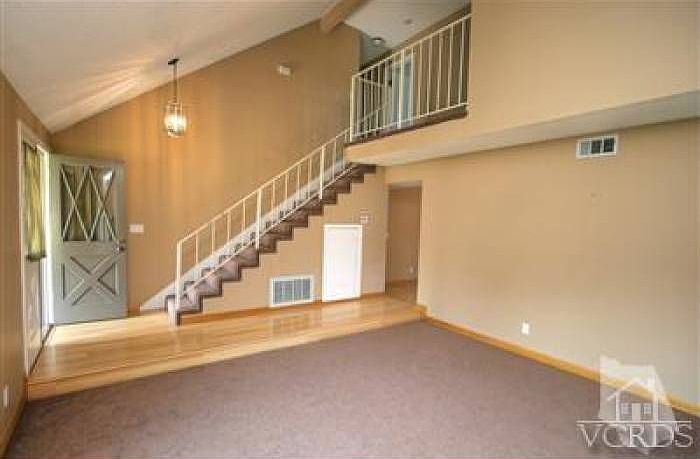Spacious living room