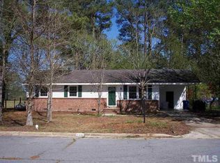 206 2nd Ave, Selma, NC 27576