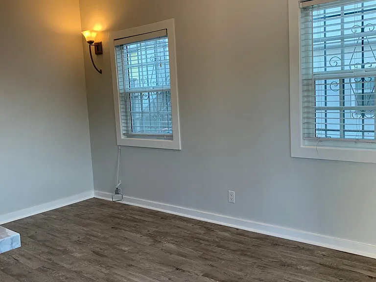 832 Hilldale Ave #1/2 — Photo 6