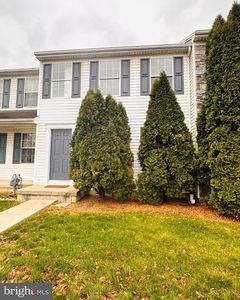 300 Charles Cir, York, PA, 17406