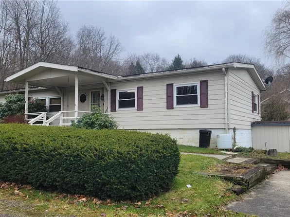 608 Allegheny St, Boswell, PA 15531