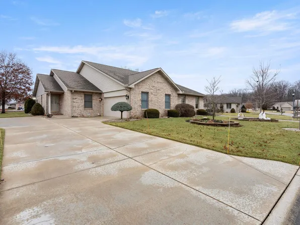 743 Willowridge Dr, Kokomo, IN 46901