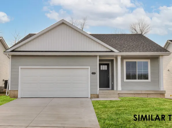 4283 Grover Woods Ln, Des Moines, IA 50317