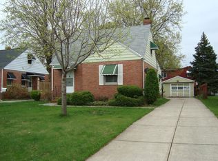 25500 Marsdon Ave, Euclid, OH