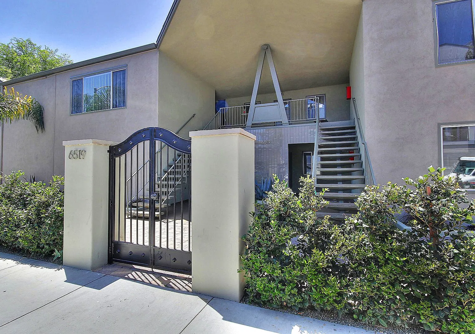 6519 Seville — Photo 2