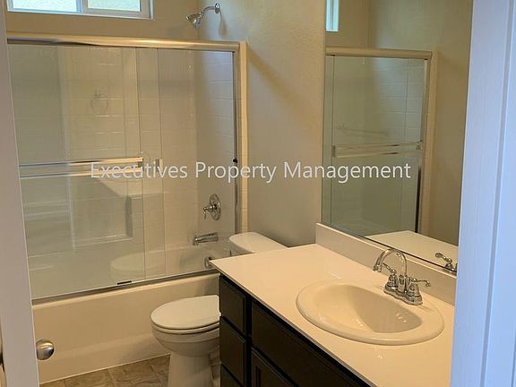 5th image of 1440 Woodbury Ct