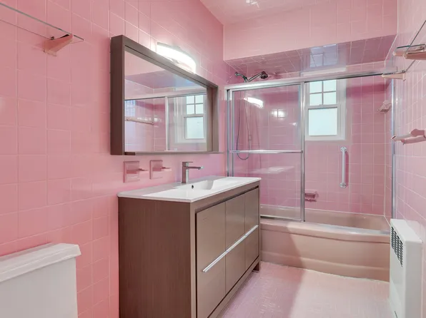 5116 Avenue S image 8 of 12