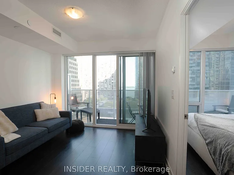 88 Harbour St #1409 — Photo 3